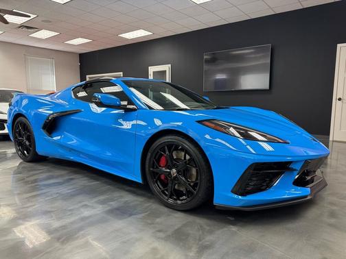 2022 Chevrolet Corvette Stingray w/2LT