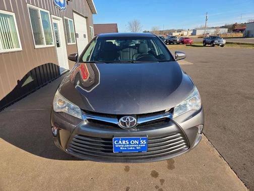 2016 Toyota Camry XLE