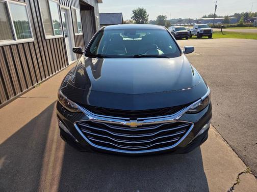 2021 Chevrolet Malibu FWD LT