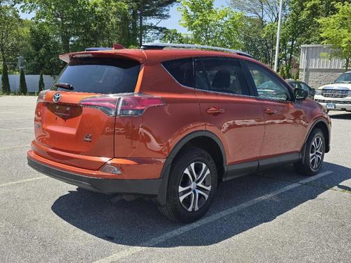 2016 Toyota RAV4 LE