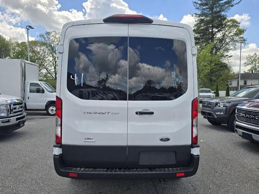 2025 Ford Transit-250 148 WB Medium Roof Cargo