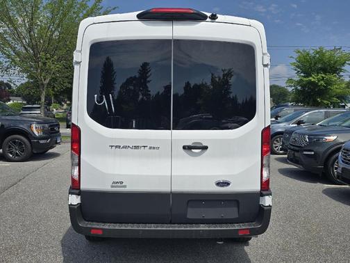 2025 Ford Transit-250 148 WB Medium Roof Cargo
