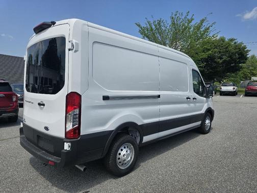 2025 Ford Transit-250 148 WB Medium Roof Cargo