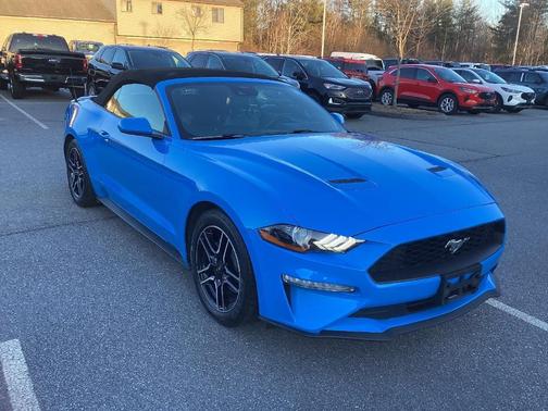2022 Ford Mustang EcoBoost Premium
