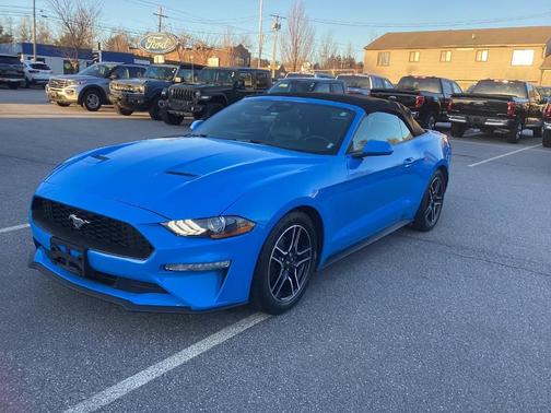 2022 Ford Mustang EcoBoost Premium