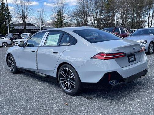 Gray Metallic 2026 BMW 530 i xDrive