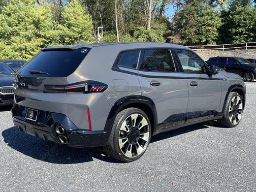 2025 BMW XM Base