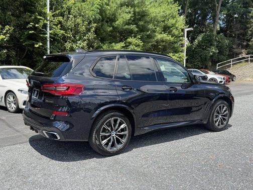 Carbon Black Metallic 2019 BMW X5 xDrive40i
