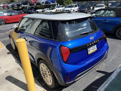 2025 MINI Hardtop 