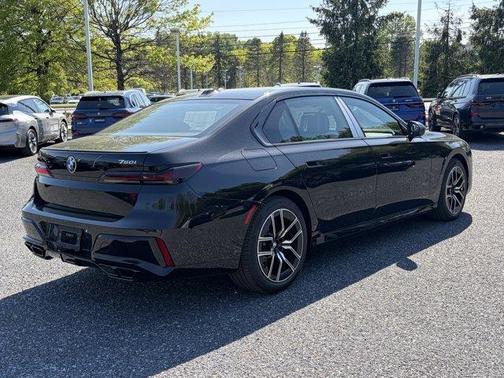 Black Sapphire Metallic 2026 BMW 760 760i xDrive