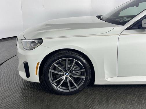 2025 BMW 230 i xDrive