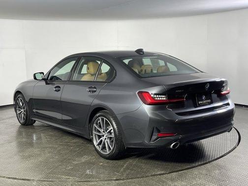 2022 BMW 330 i xDrive