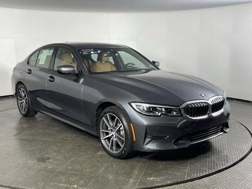 2022 BMW 330 i xDrive