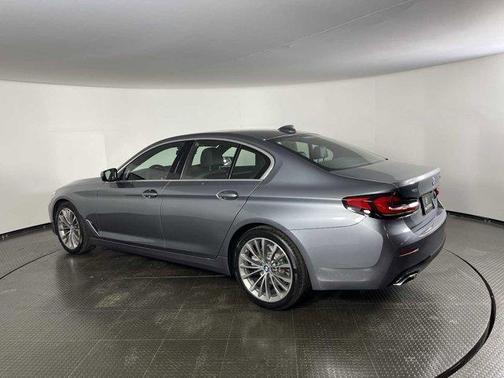 2022 BMW 530 i xDrive