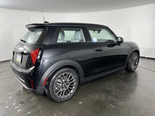 2025 MINI Hardtop