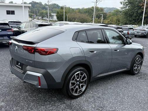 2025 BMW X2 xDrive28i