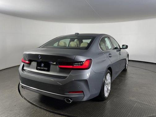 2025 BMW 330 i xDrive