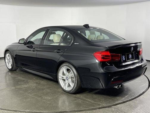 2017 BMW 330e iPerformance