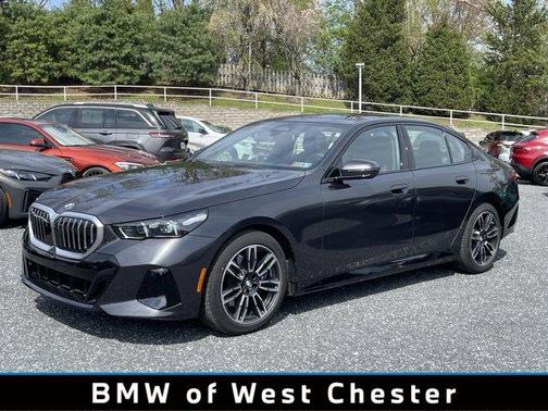 Dark Graphite Metallic 2026 BMW 530 i xDrive