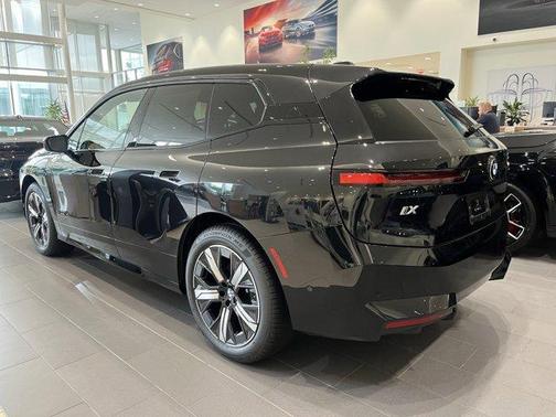 2026 BMW iX xDrive45