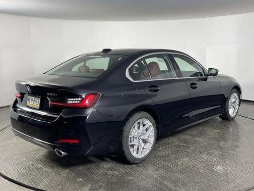 2025 BMW 330 i xDrive