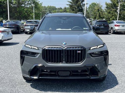 2026 BMW X7 M60i