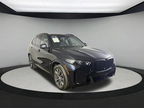 Black 2024 BMW X5 xDrive40i