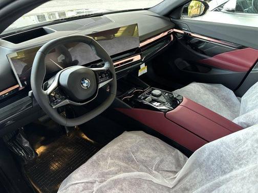 2026 BMW 530 i xDrive