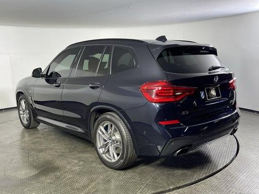 Carbon Black Metallic 2021 BMW X3 M40i