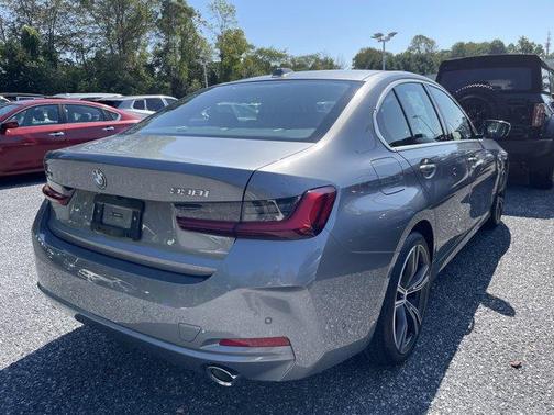 2024 BMW 330 i xDrive