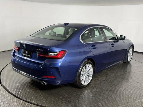 2024 BMW 330 i xDrive
