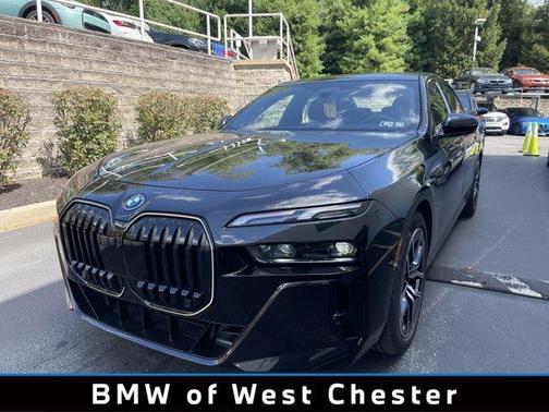 2026 BMW 750e xDrive