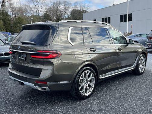 2025 BMW X7 xDrive40i