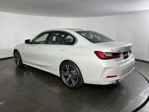 2024 BMW 330 i xDrive