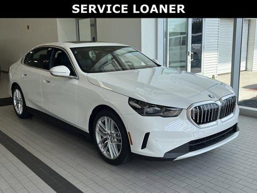 2025 BMW 530 i xDrive