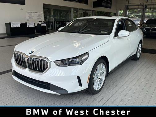 2025 BMW 530 i xDrive