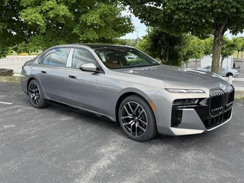 Gray Metallic 2026 BMW 740 i xDrive