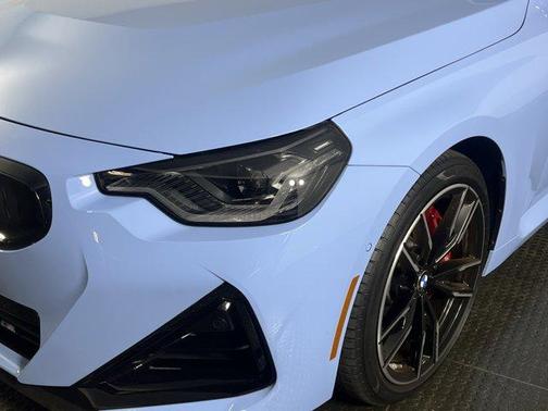 2025 BMW M240 i xDrive