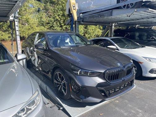 2026 BMW 550e xDrive