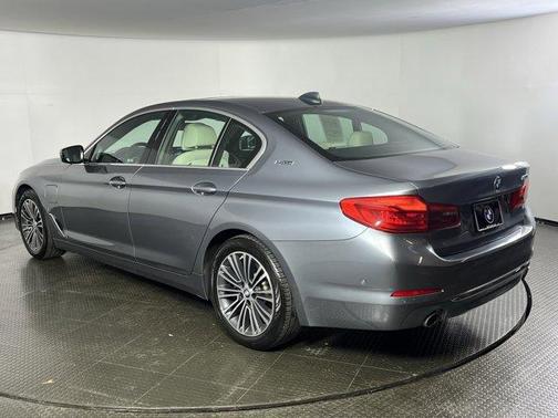 2019 BMW 530e xDrive iPerformance