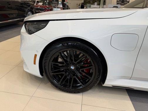 Alpine White 2026 BMW M5 Base