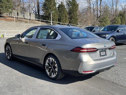 2026 BMW i5 xDrive40