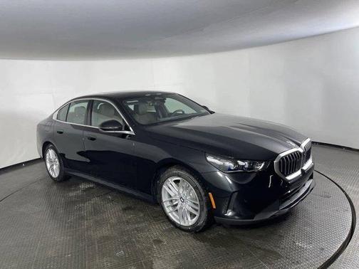 2025 BMW 530 i xDrive