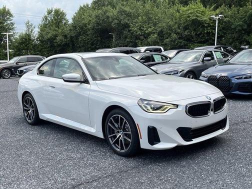 2025 BMW 230 i xDrive