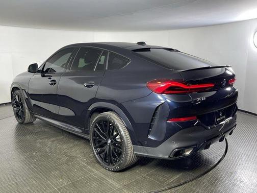 2024 BMW X6 xDrive40i