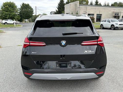 Black Sapphire Metallic 2026 BMW X3 30 xDrive