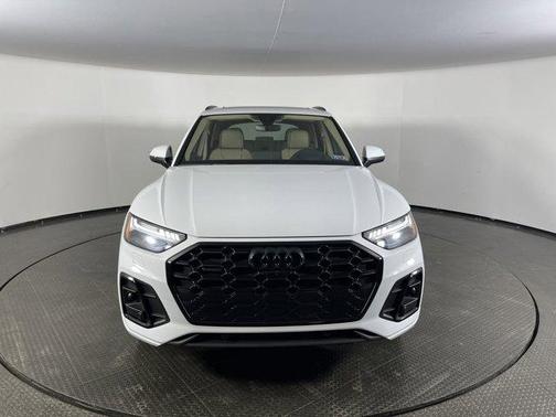 2023 Audi Q5 45 S line Prestige