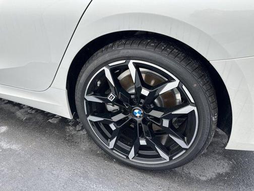 2026 BMW 330 I XDrive NA