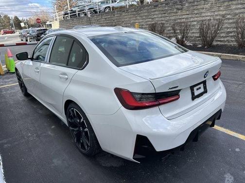 2026 BMW 330 I XDrive NA