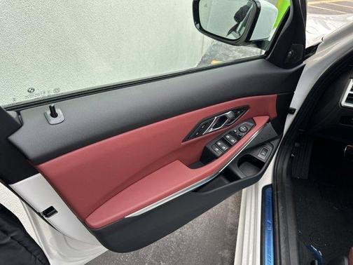 2026 BMW 330 I XDrive NA